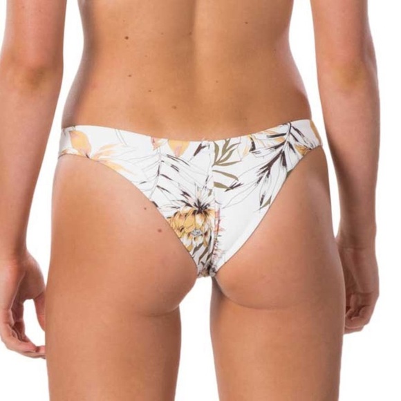 Rip Curl Tan and Floral Bikini Set - Picture 14 of 16